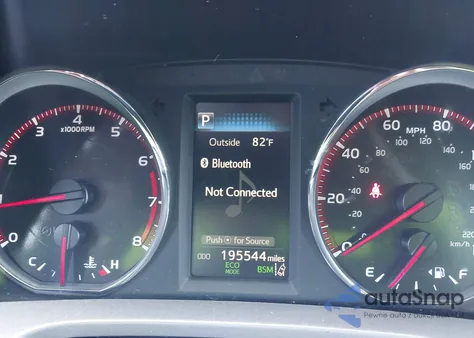 2017 Toyota Rav4 Se z USA, uszkodzony, nr VIN 2T3JFREVXHW639490